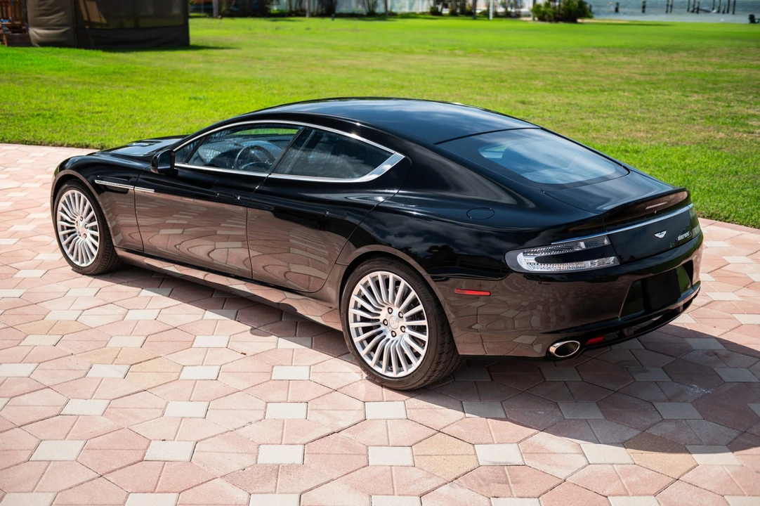 2016 Aston Martin Rapide - Image 18 of 31
