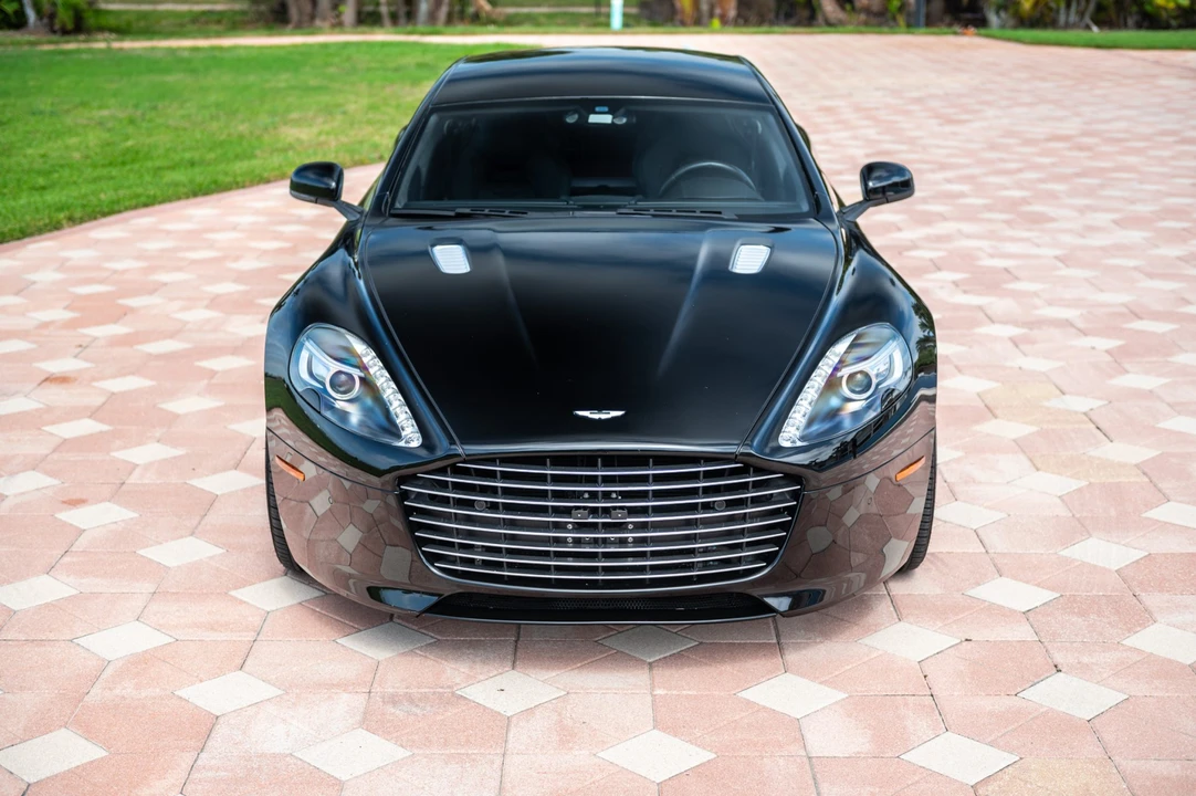 2016 Aston Martin Rapide - Image 26 of 31