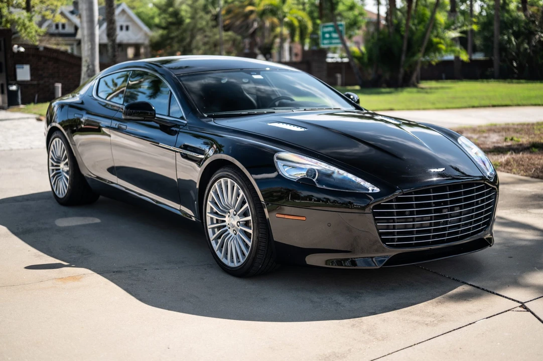 2016 Aston Martin Rapide - Image 30 of 31