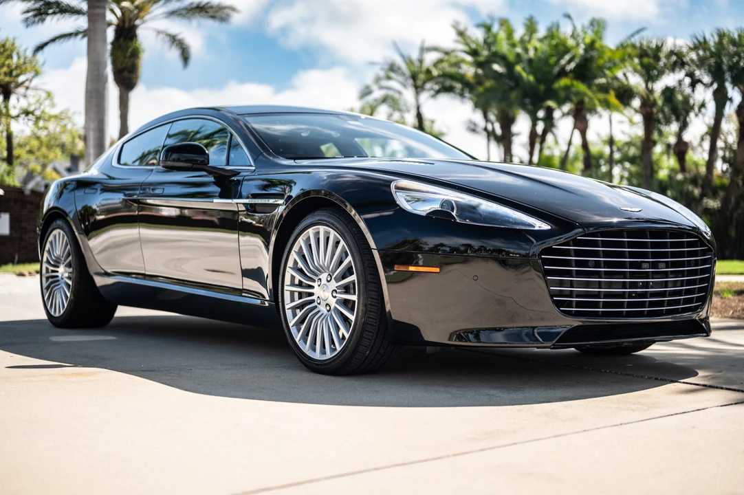 2016 Aston Martin Rapide - Image 31 of 31