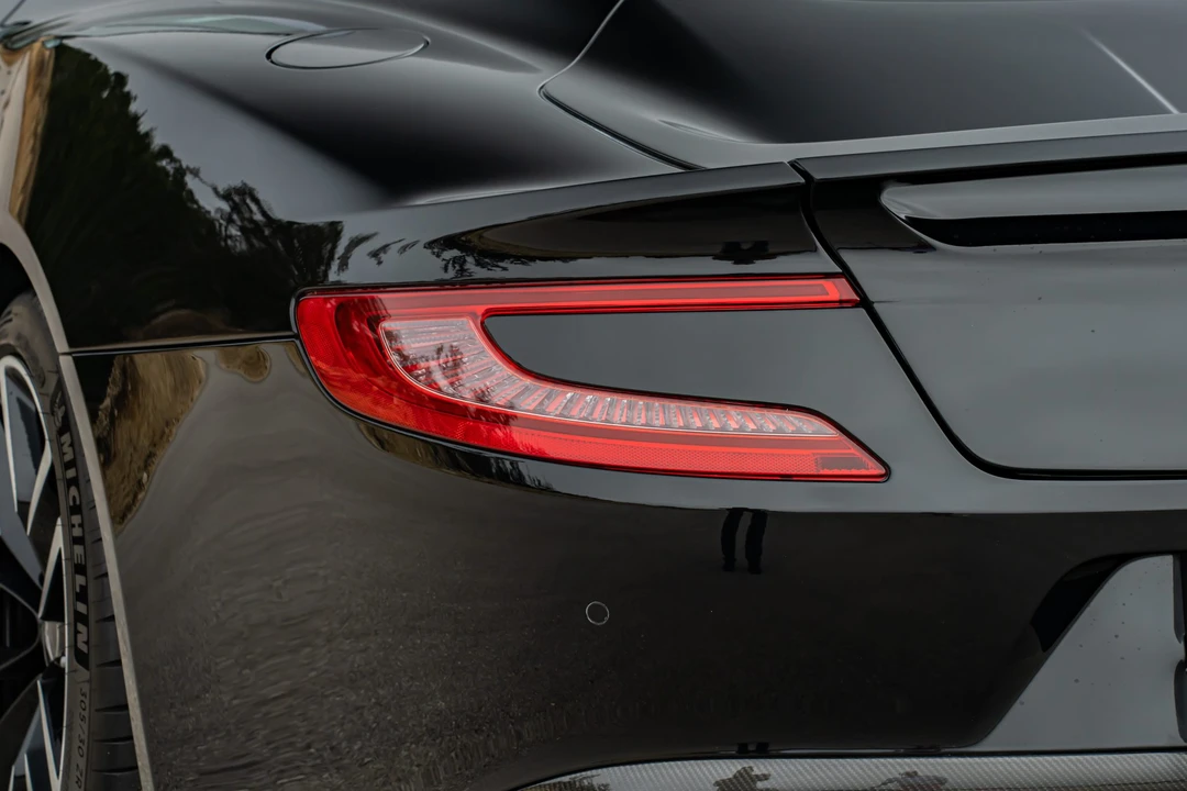 2016 Aston Martin Vanquish 2nd Gen - Image 18 of 31