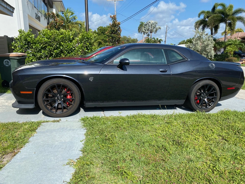 2016 Dodge Challenger SRT Hellcat 3rd Gen - Image 4 of 31