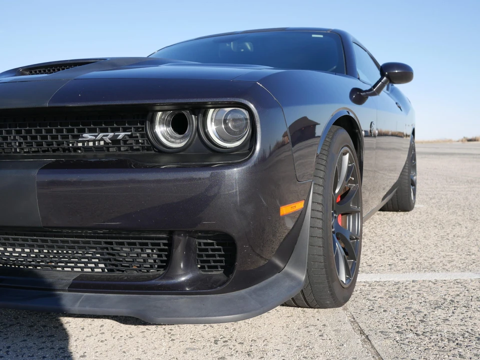 2016 Dodge Challenger SRT Hellcat 3rd Gen - Image 17 of 31