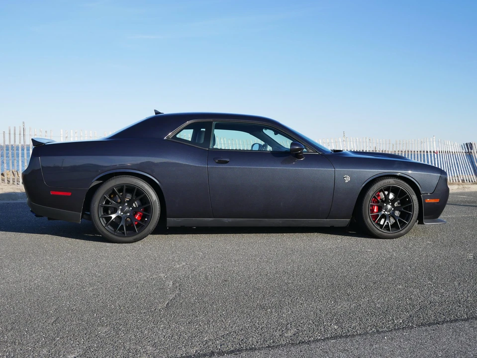 2016 Dodge Challenger SRT Hellcat 3rd Gen - Image 10 of 31