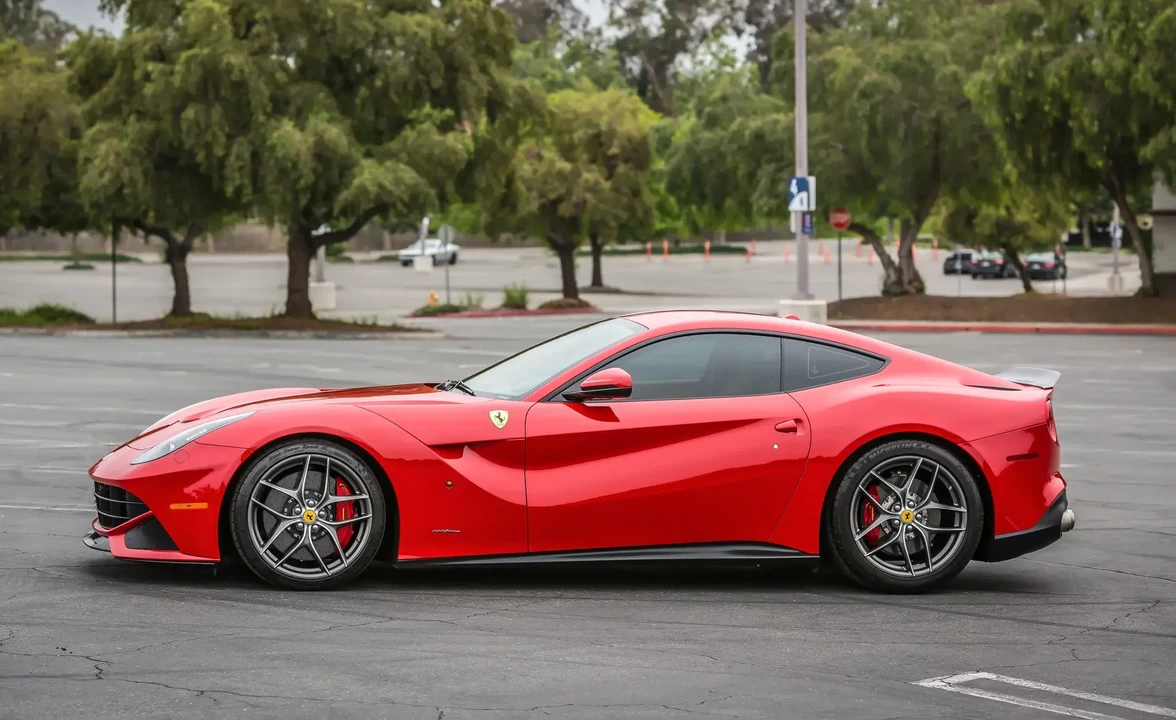 2016 Ferrari F12berlinetta - Image 5 of 6