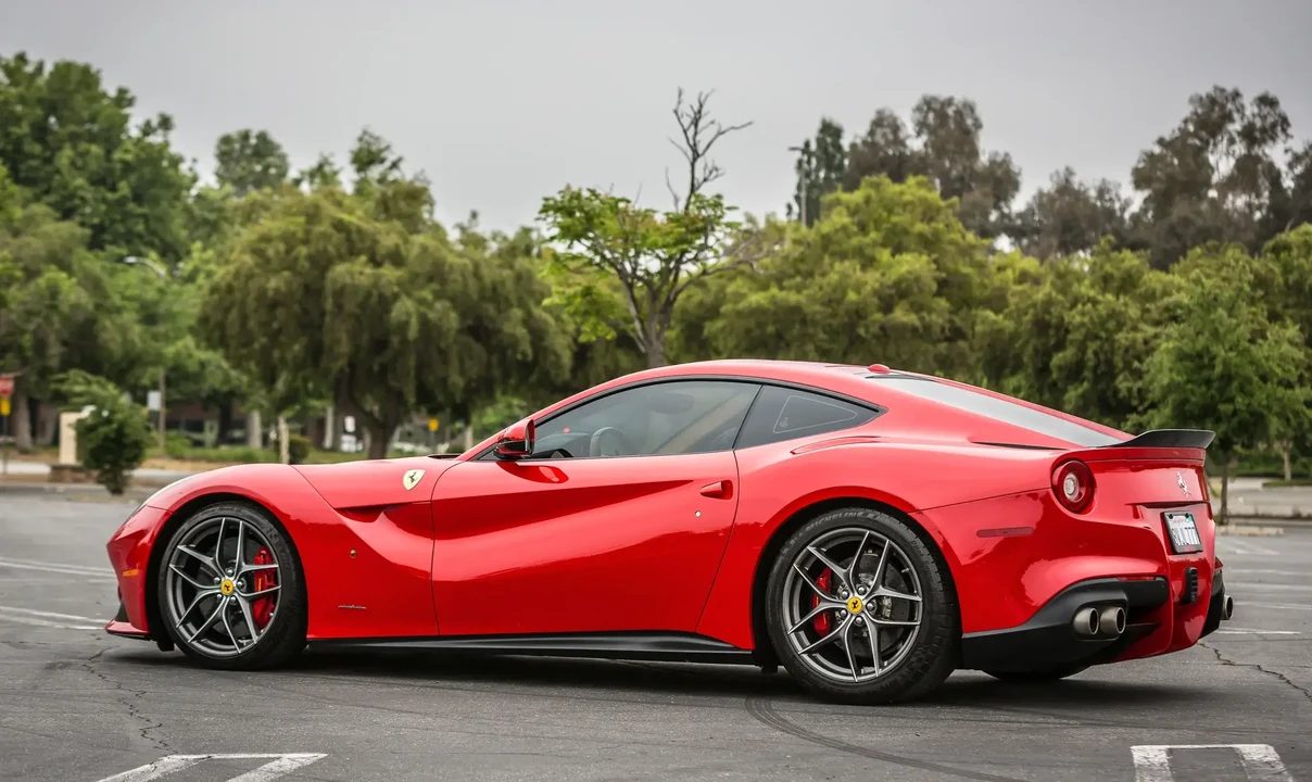 2016 Ferrari F12berlinetta - Image 6 of 6