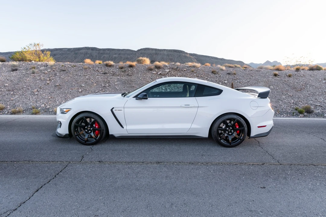 2016 Ford S550 Shelby Mustang GT350R - Image 9 of 31