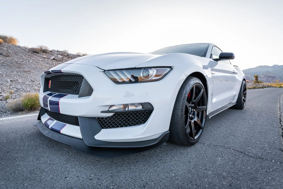 2016 Ford S550 Shelby Mustang GT350R - Image 7 of 31
