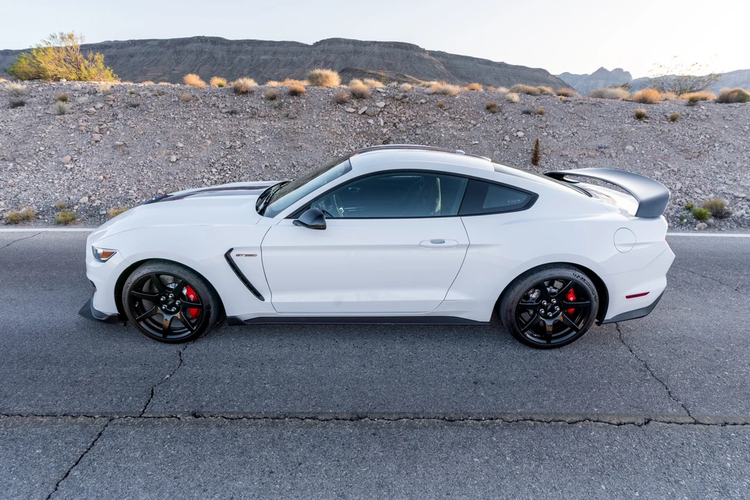 2016 Ford S550 Shelby Mustang GT350R - Image 10 of 31