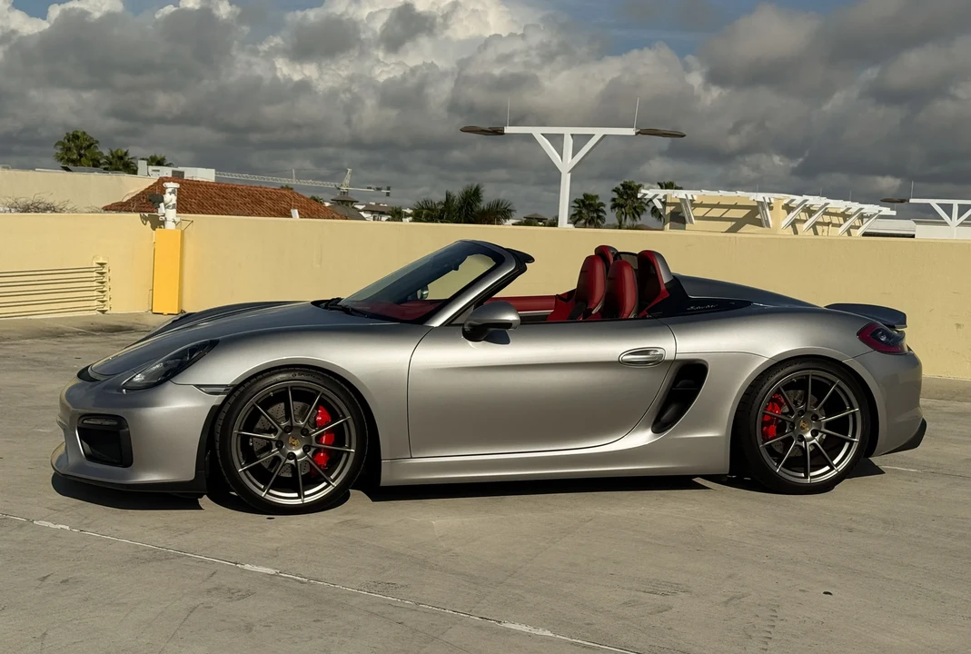 2016 Porsche 981 Boxster Spyder - Image 3 of 6