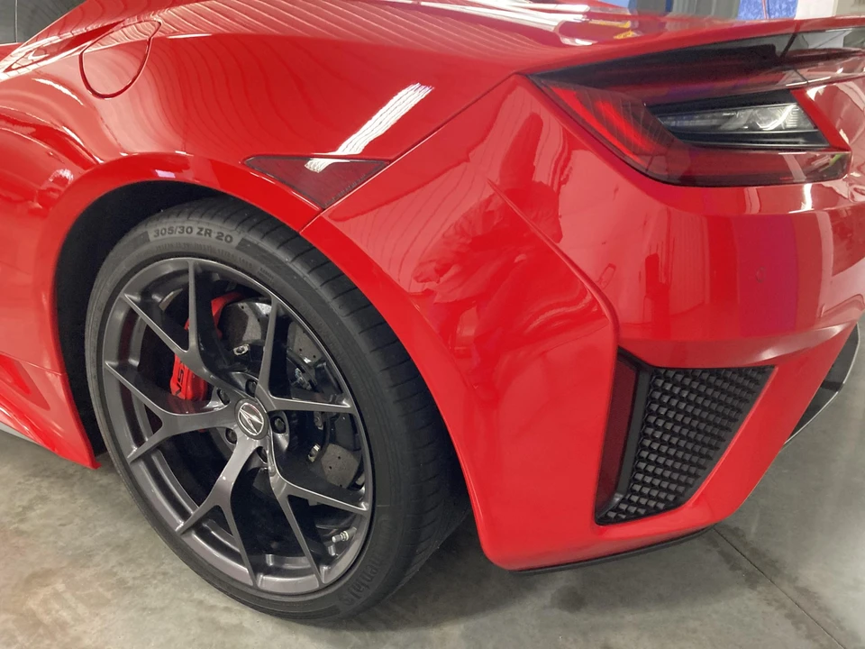 2017 Acura NC1 NSX - Image 25 of 31