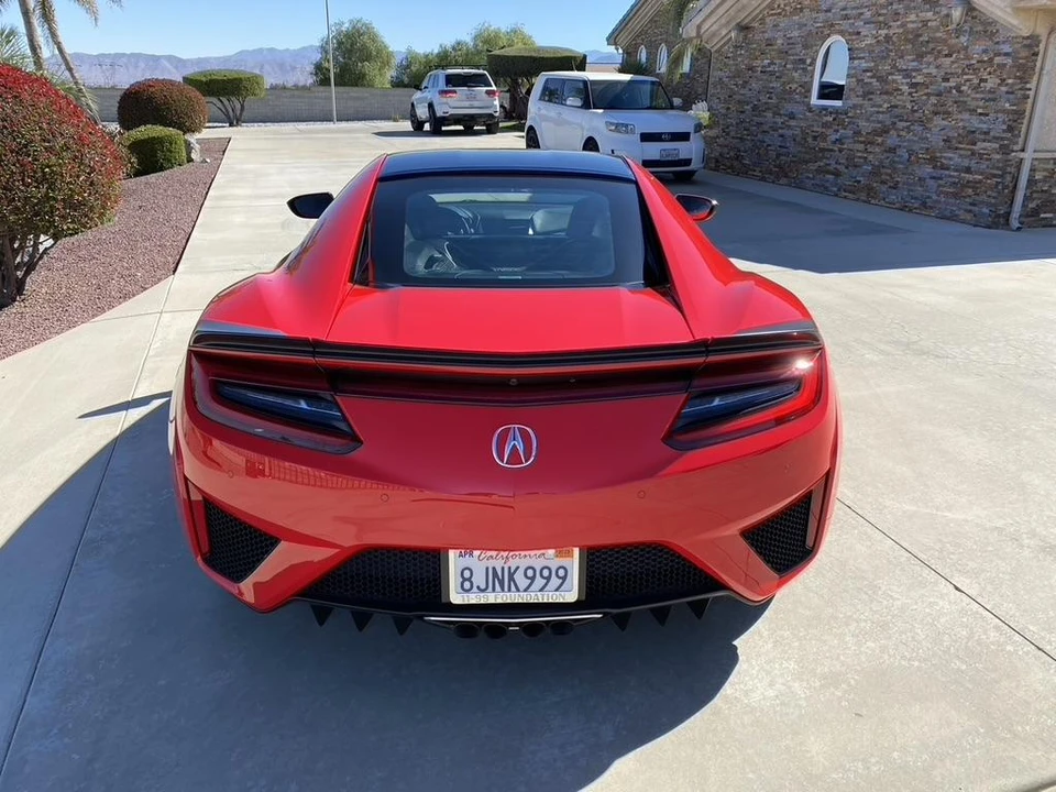 2017 Acura NC1 NSX - Image 25 of 31