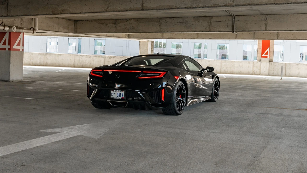 2017 Acura NC1 NSX - Image 14 of 31