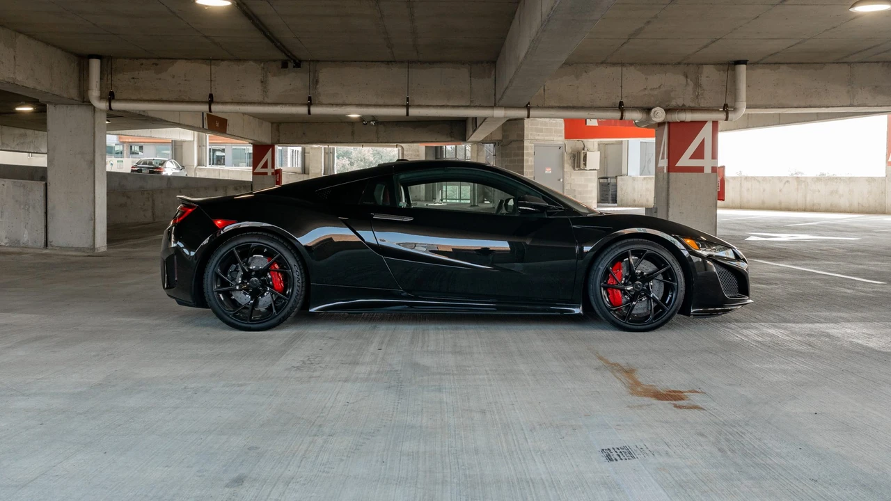 2017 Acura NC1 NSX - Image 12 of 31