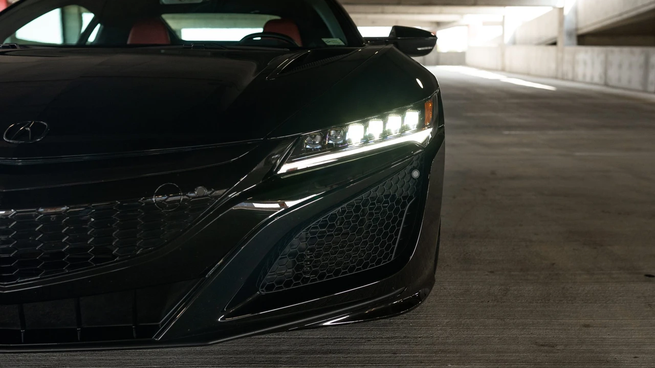 2017 Acura NC1 NSX - Image 30 of 31