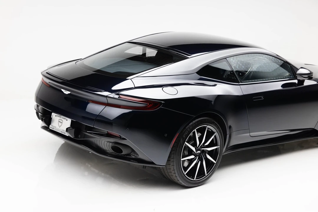 2017 Aston Martin DB11 V12 - Image 15 of 31