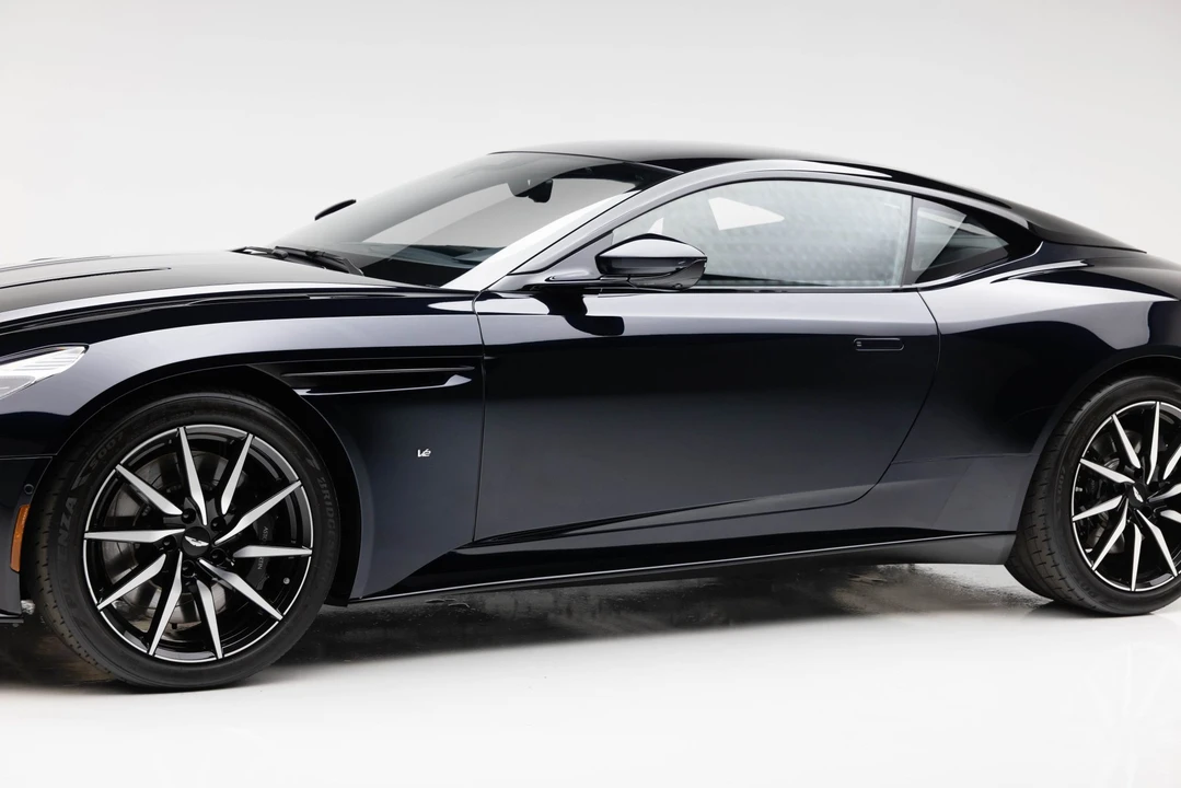2017 Aston Martin DB11 V12 - Image 21 of 31