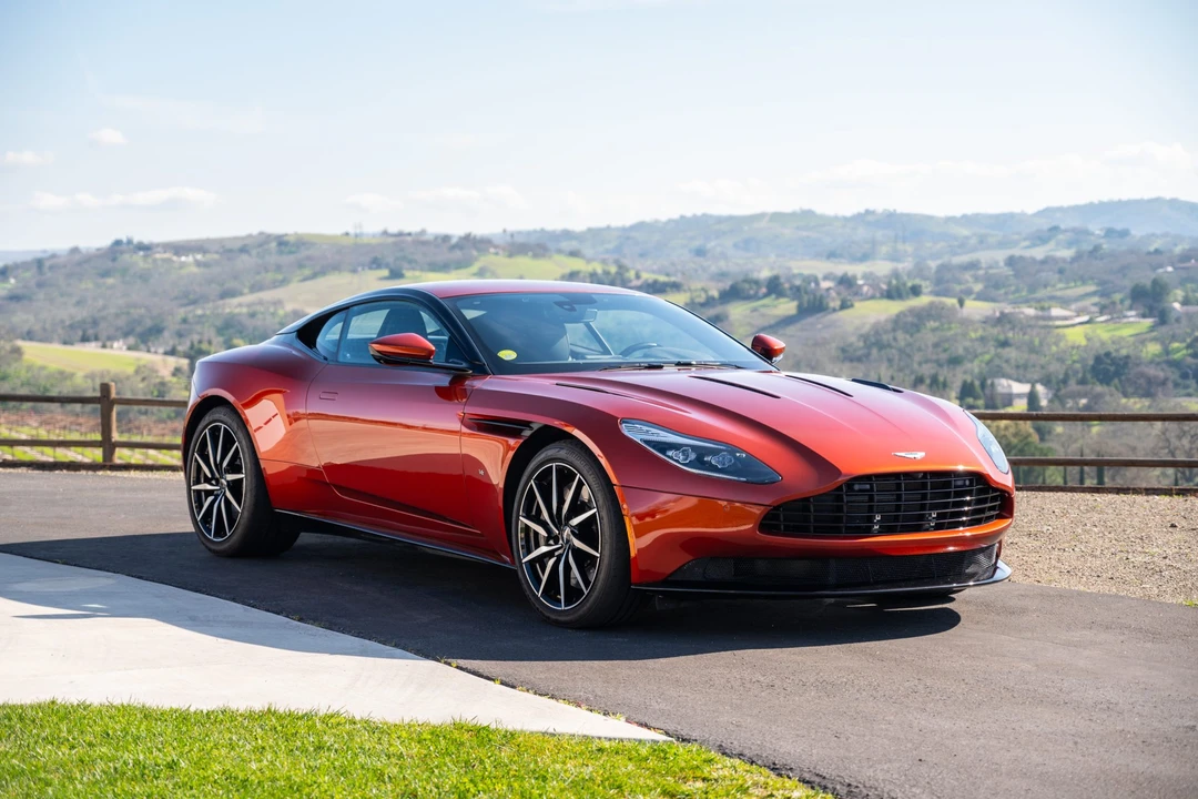 2017 Aston Martin DB11 V12 - Image 6 of 31