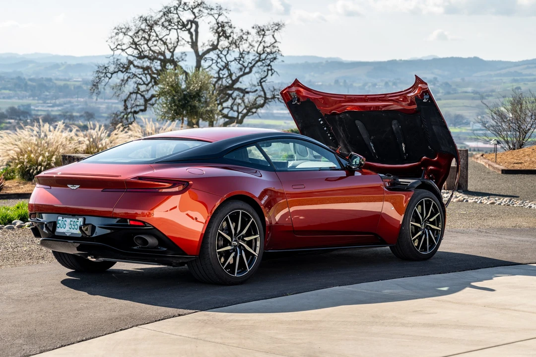 2017 Aston Martin DB11 V12 - Image 14 of 31