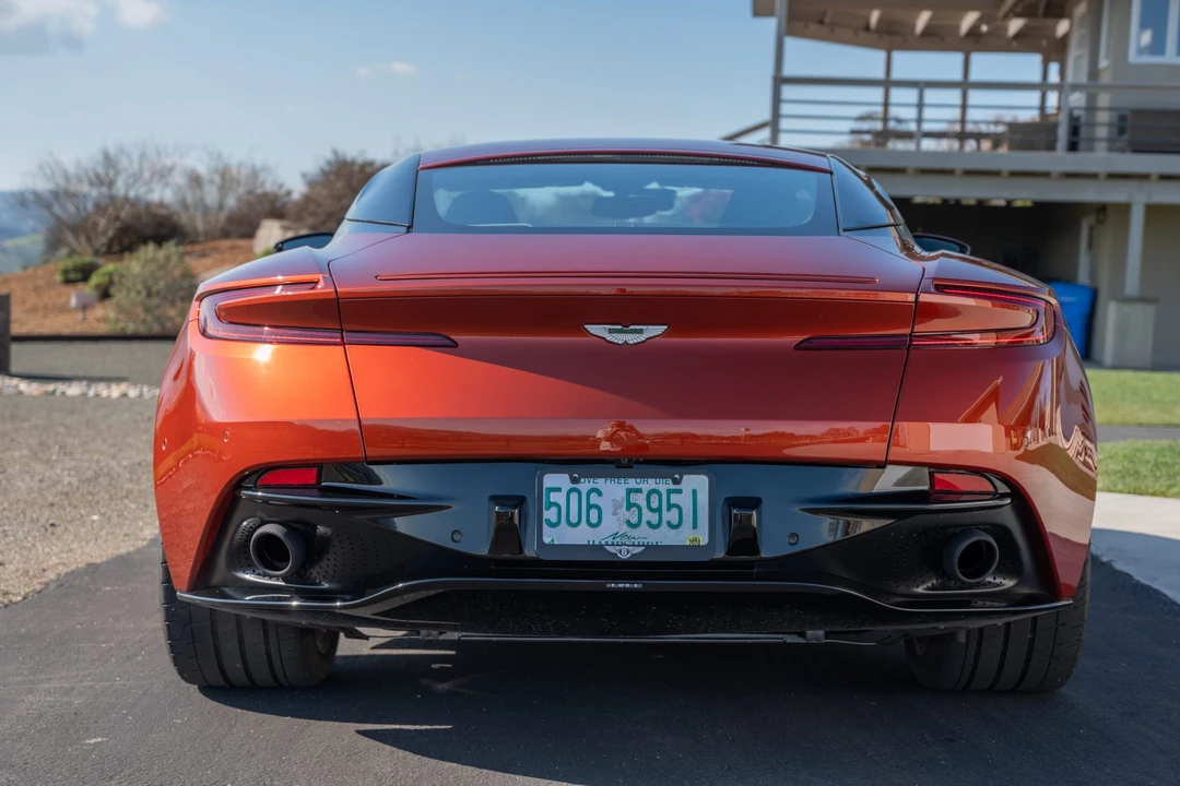 2017 Aston Martin DB11 V12 - Image 25 of 31