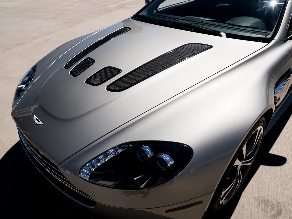 2017 Aston Martin V12 Vantage (2010-2018) - Image 20 of 31