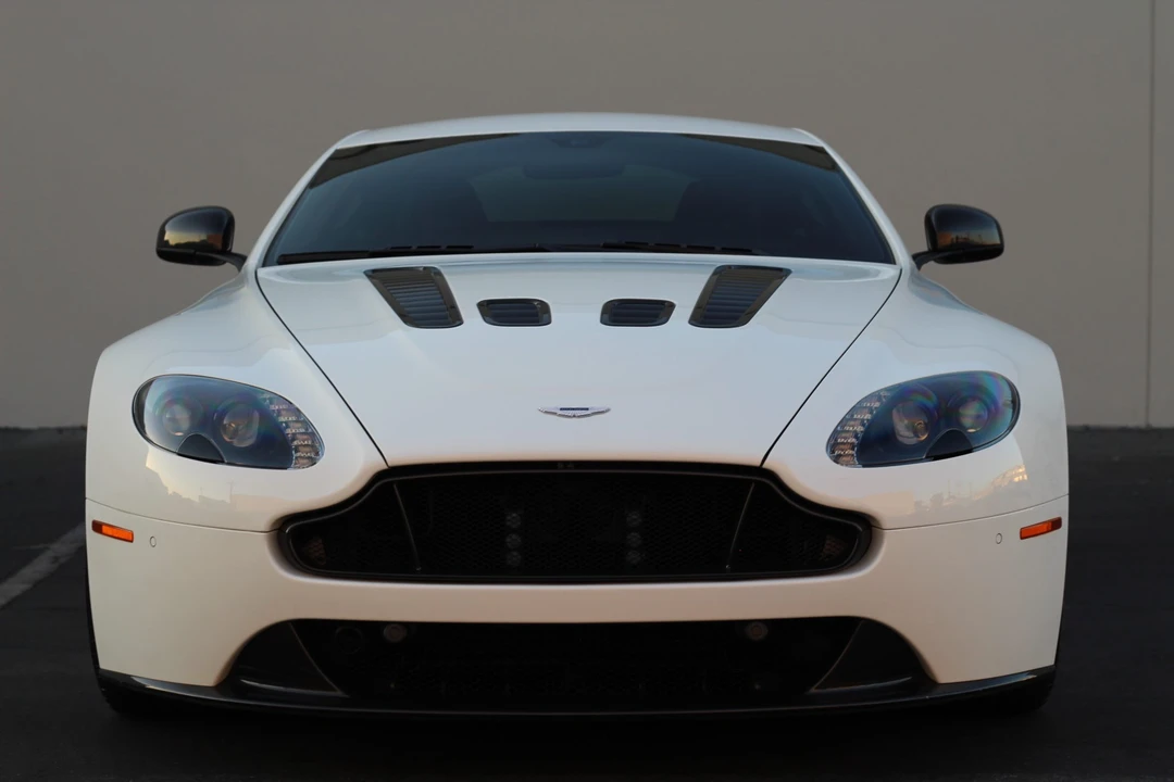 2017 Aston Martin V12 Vantage (2010-2018) - Image 16 of 31