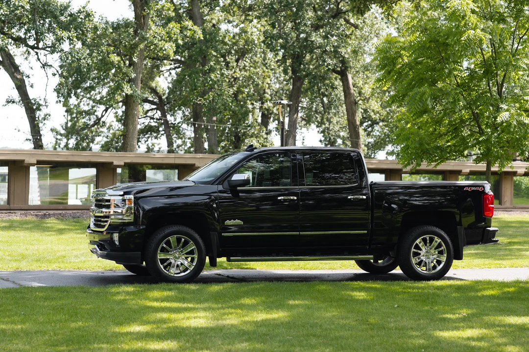 2017 Chevrolet Silverado 3rd Gen - Image 13 of 31