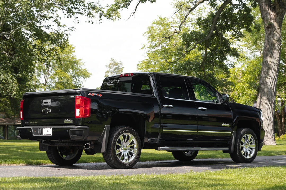 2017 Chevrolet Silverado 3rd Gen - Image 25 of 31