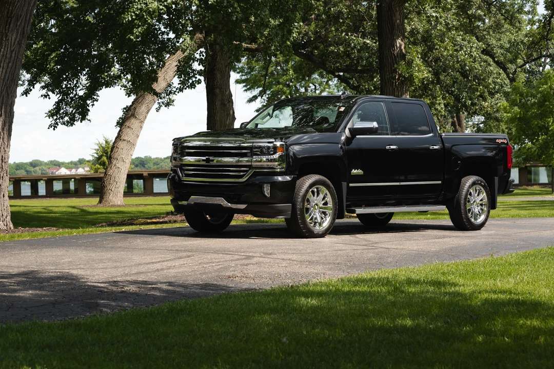 2017 Chevrolet Silverado 3rd Gen - Image 11 of 31