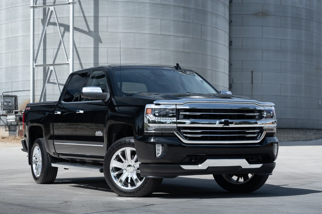 2017 Chevrolet Silverado 3rd Gen - Image 6 of 31