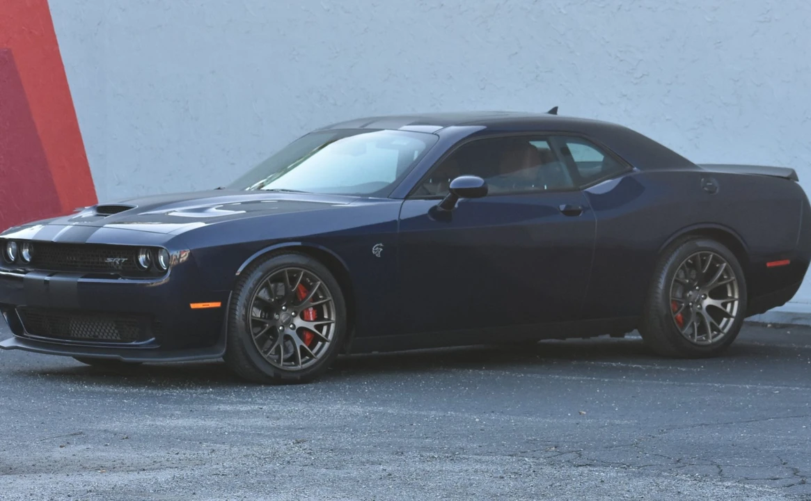 2017 Dodge Challenger SRT Hellcat 3rd Gen - Image 2 of 31