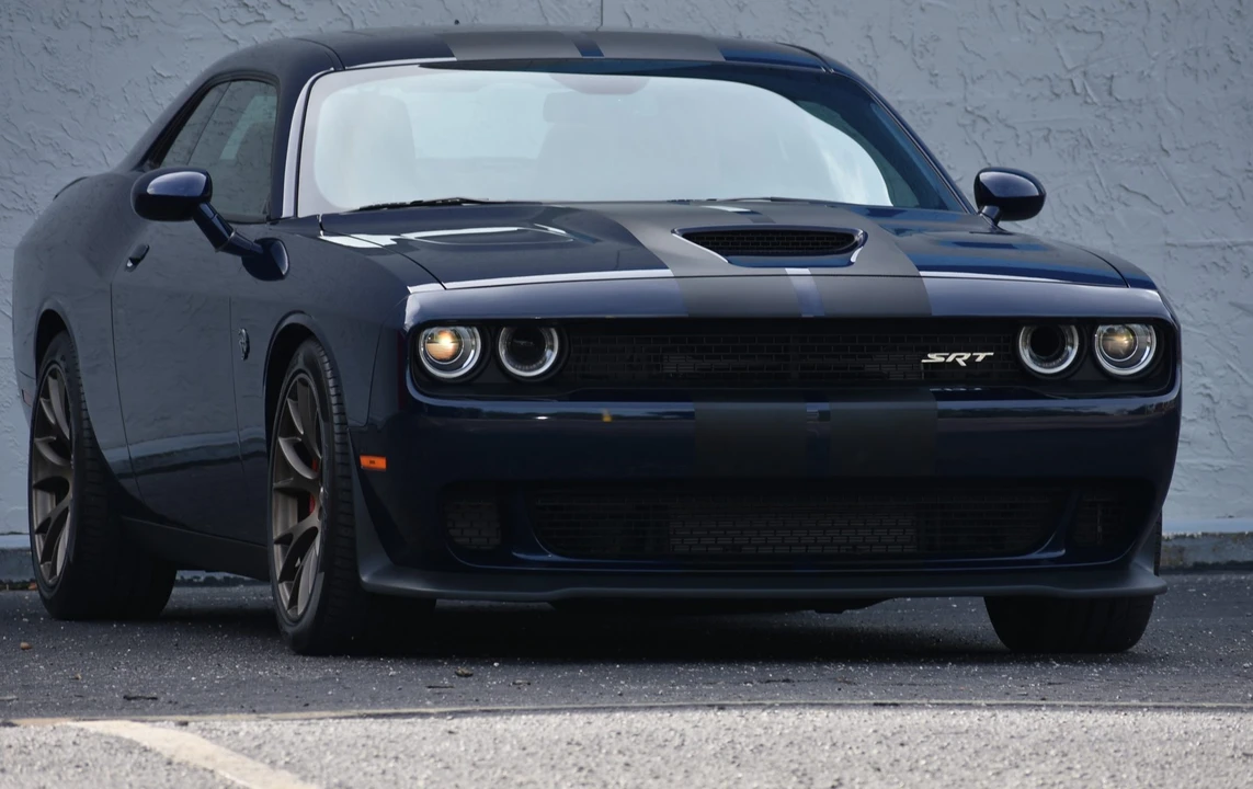 2017 Dodge Challenger SRT Hellcat 3rd Gen - Image 9 of 31