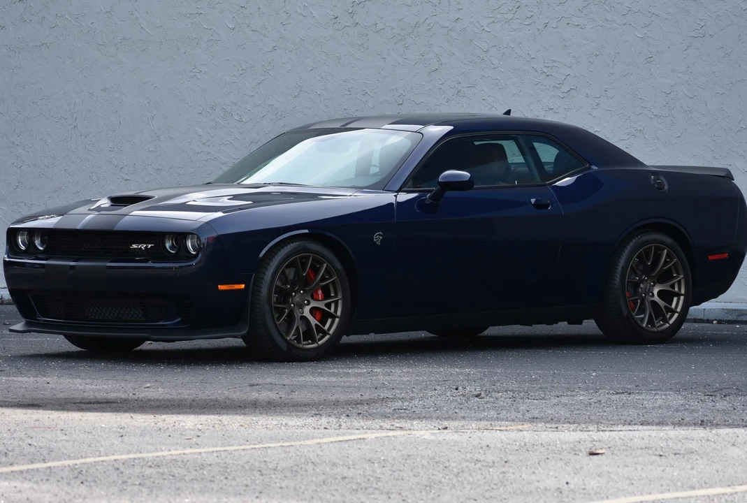 2017 Dodge Challenger SRT Hellcat 3rd Gen - Image 23 of 31