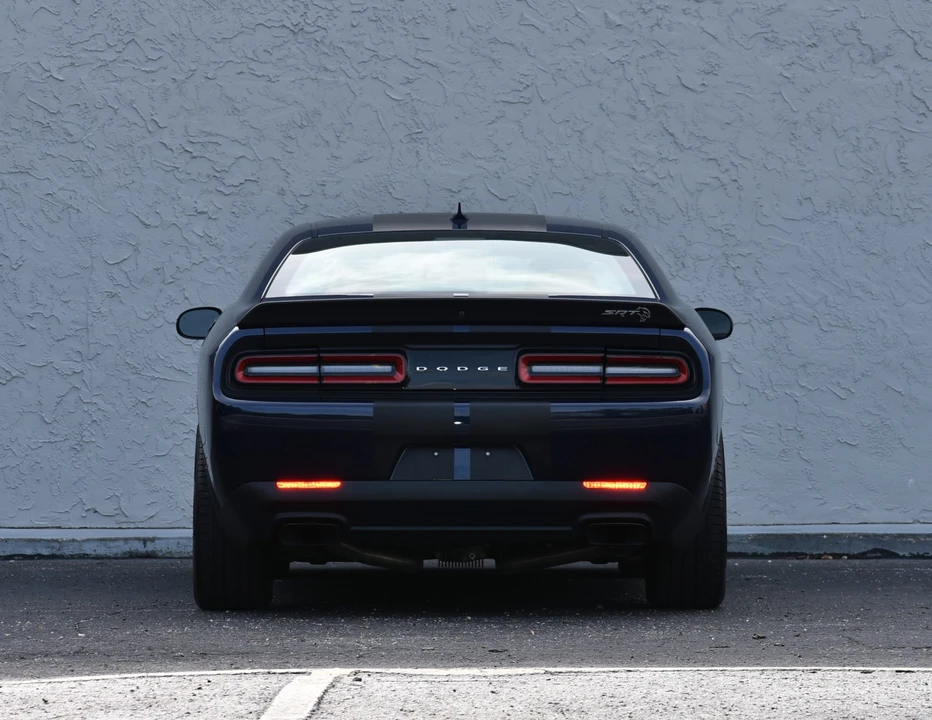 2017 Dodge Challenger SRT Hellcat 3rd Gen - Image 20 of 31