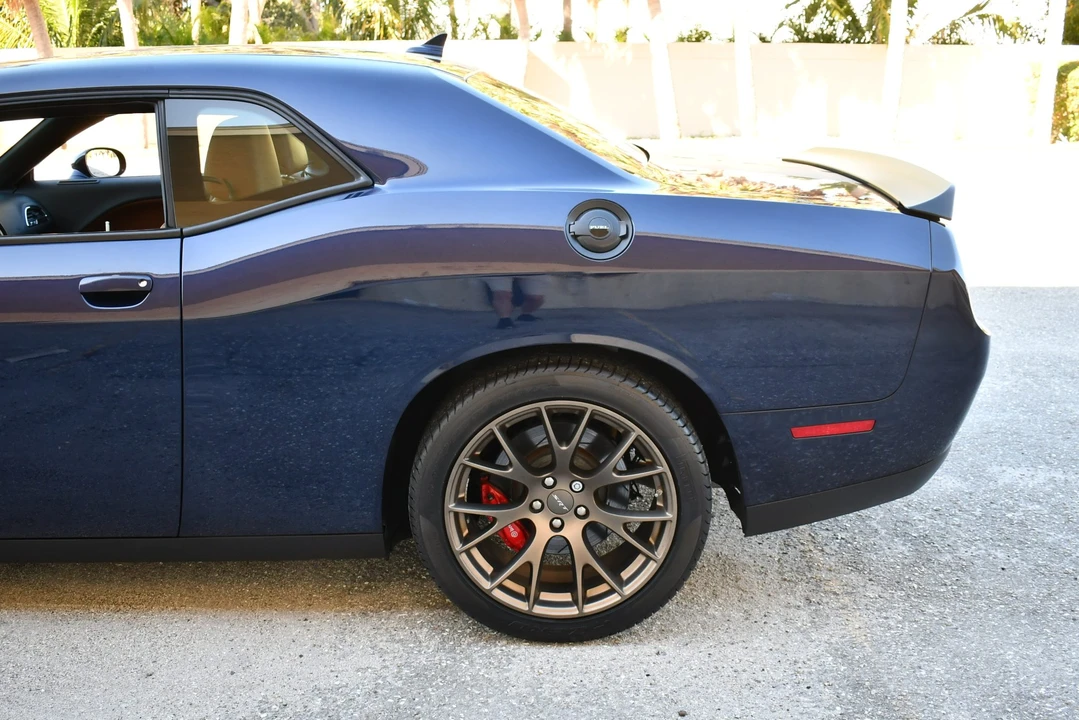 2017 Dodge Challenger SRT Hellcat 3rd Gen - Image 29 of 31