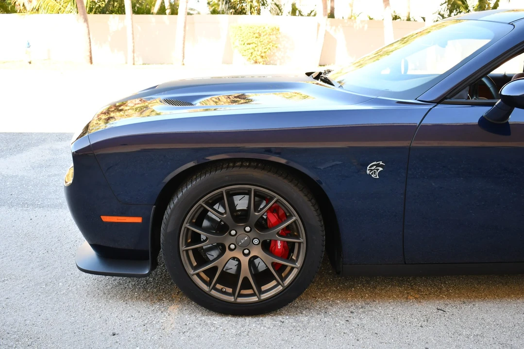 2017 Dodge Challenger SRT Hellcat 3rd Gen - Image 27 of 31