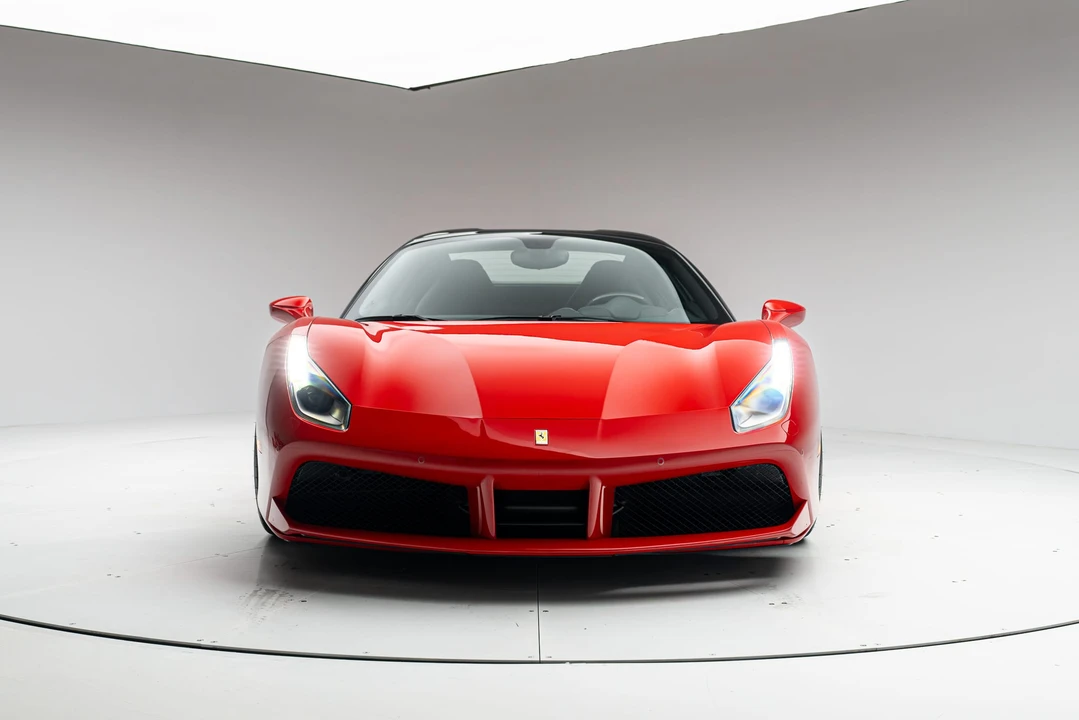 2017 Ferrari 488 Spider - Image 3 of 31