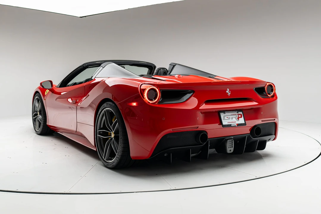 2017 Ferrari 488 Spider - Image 15 of 31