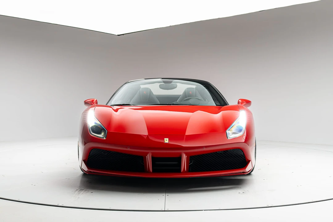 2017 Ferrari 488 Spider - Image 11 of 31