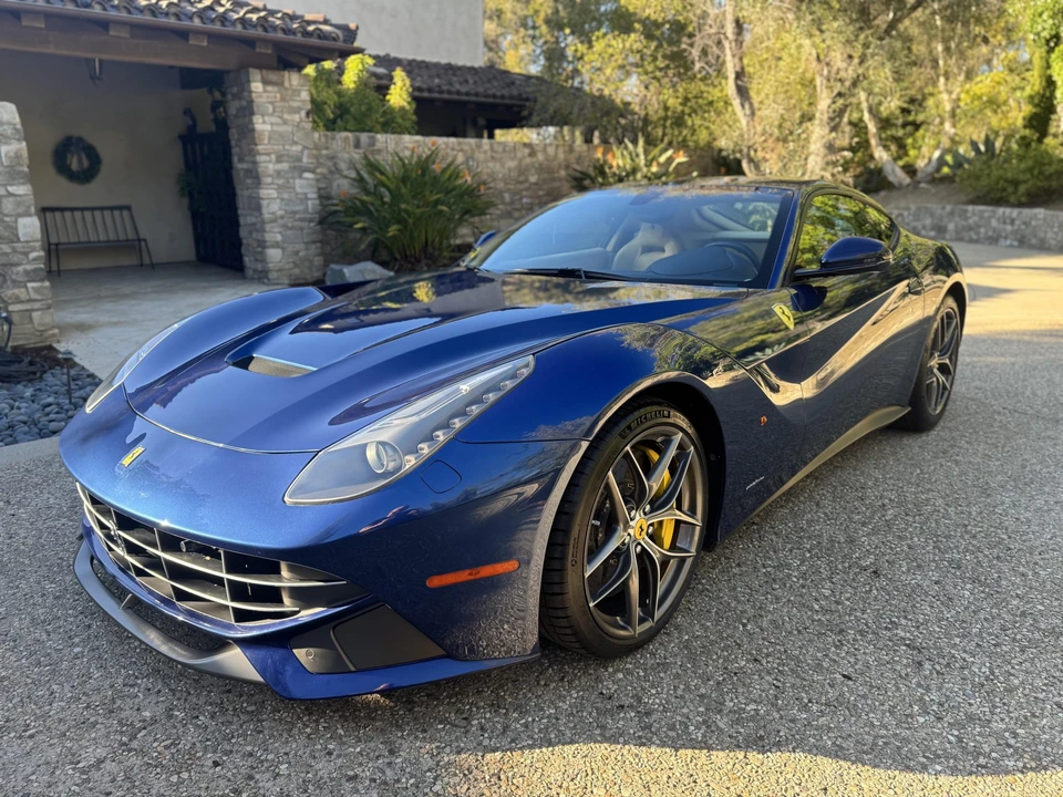 2017 Ferrari F12berlinetta - Image 7 of 31