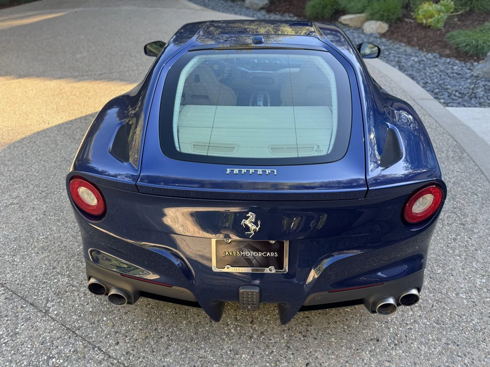 2017 Ferrari F12berlinetta - Image 29 of 31