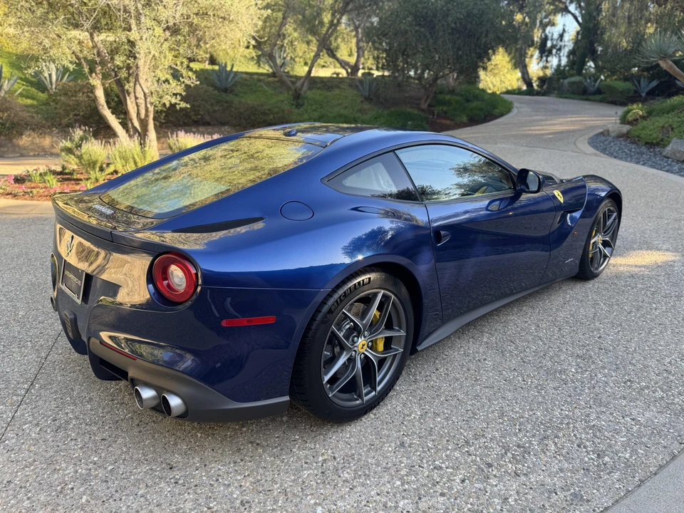2017 Ferrari F12berlinetta - Image 27 of 31