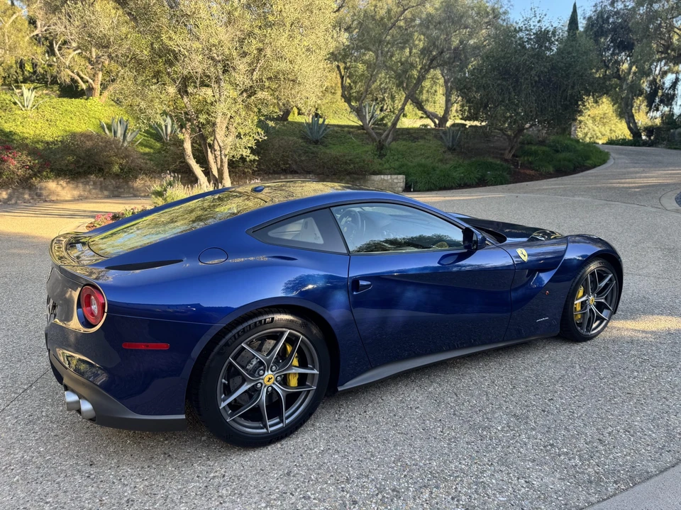 2017 Ferrari F12berlinetta - Image 26 of 31