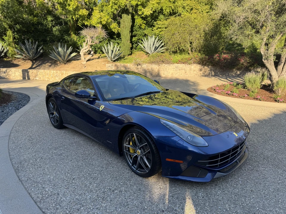 2017 Ferrari F12berlinetta - Image 18 of 31