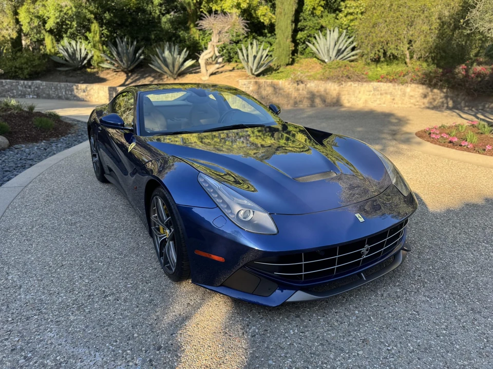 2017 Ferrari F12berlinetta - Image 17 of 31