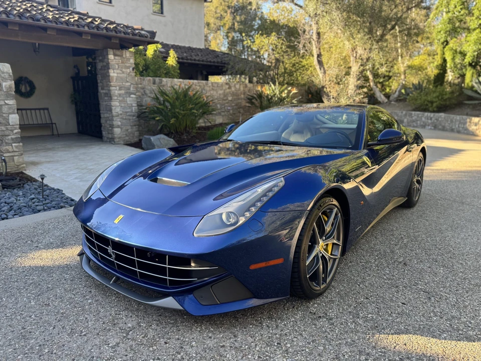 2017 Ferrari F12berlinetta - Image 9 of 31