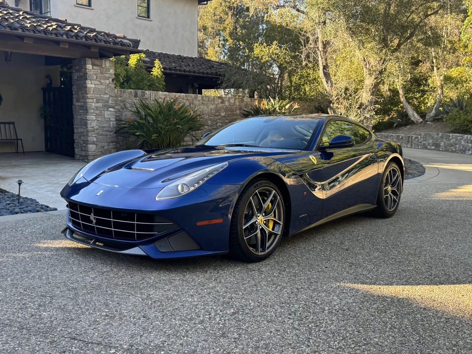 2017 Ferrari F12berlinetta - Image 3 of 31