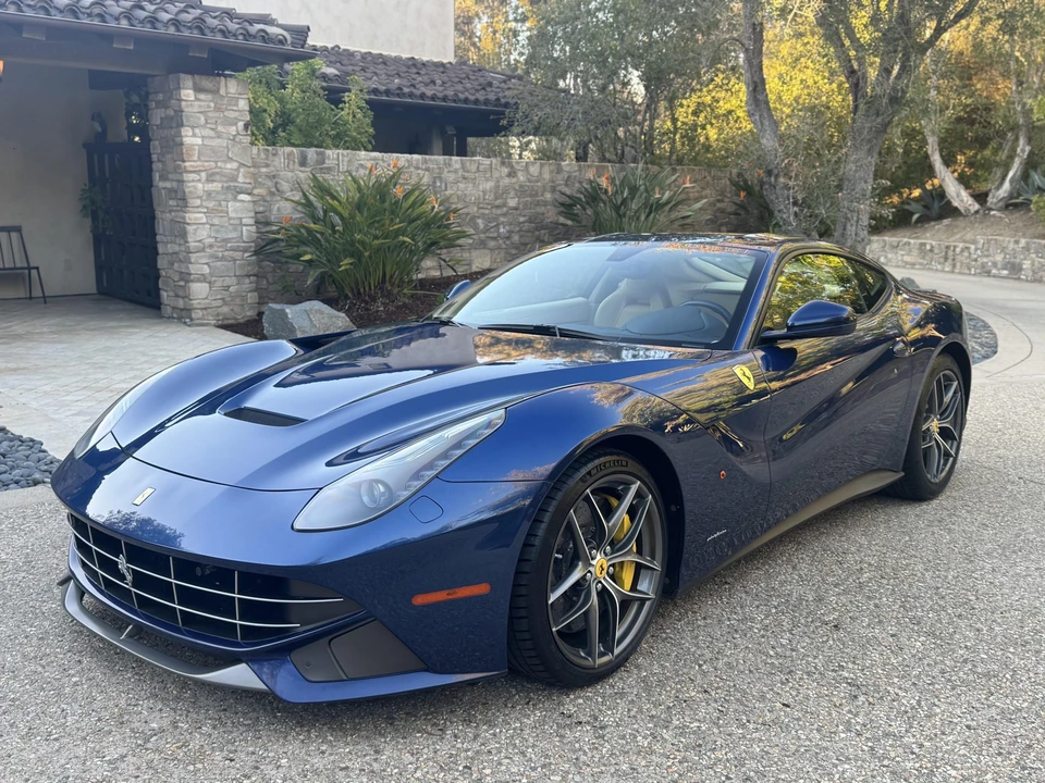 2017 Ferrari F12berlinetta - Image 5 of 31