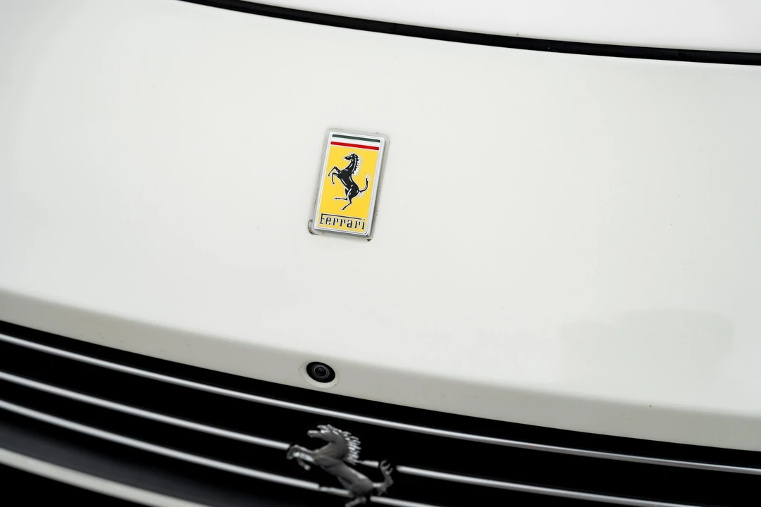 2017 Ferrari GTC4Lusso - Image 23 of 31