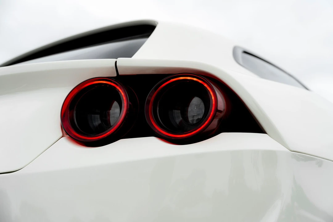 2017 Ferrari GTC4Lusso - Image 21 of 31